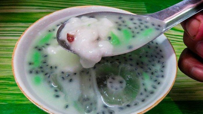 Kuliner Legendaris di Pasar Gede Solo: Timlo, Selat Solo, dan Es Dawet Telasih